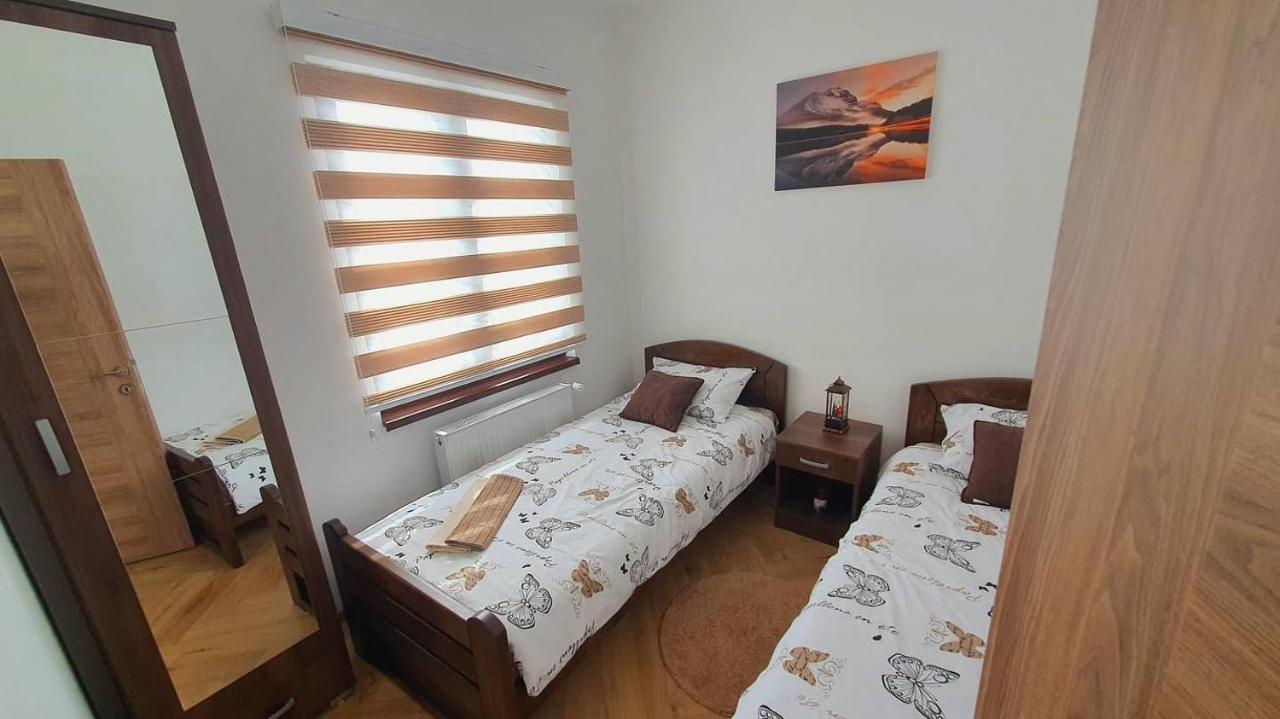 Apartmani Dunja Zlatar โนวาวาโรช ภายนอก รูปภาพ